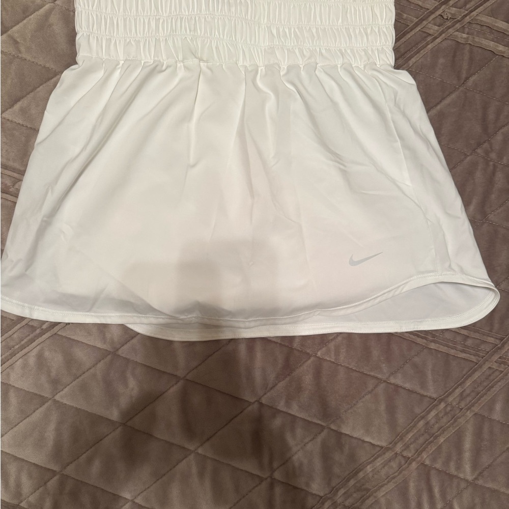 Nike Classic White Skirt